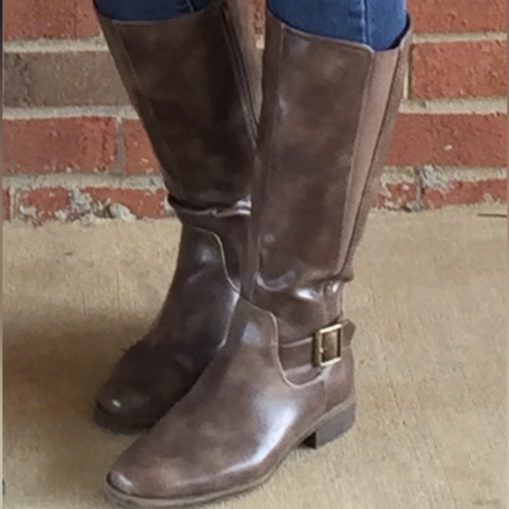 Leather tall boots, size 7 1/2, fit great, Kim Rogers